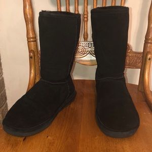 BearPaw 🐾 Black Boots